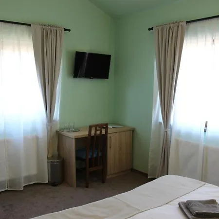 Guest house Livada De Zmeura